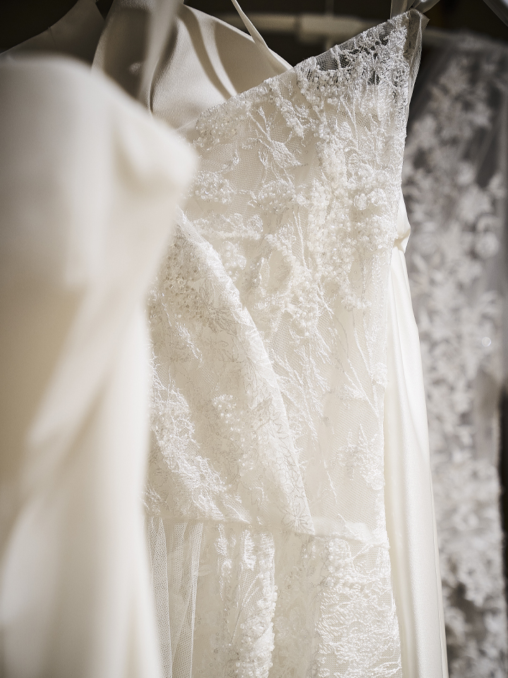 ウェディングドレス